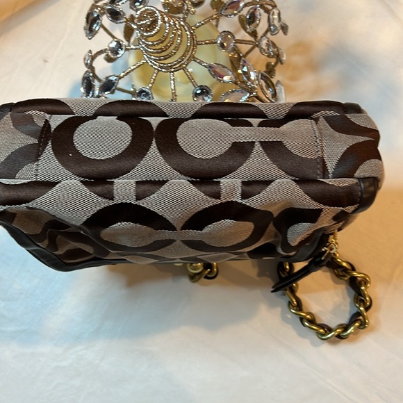 COACH PARKER OP ART KISS LOCK RARE EUC BAG - Picture 8 of 16